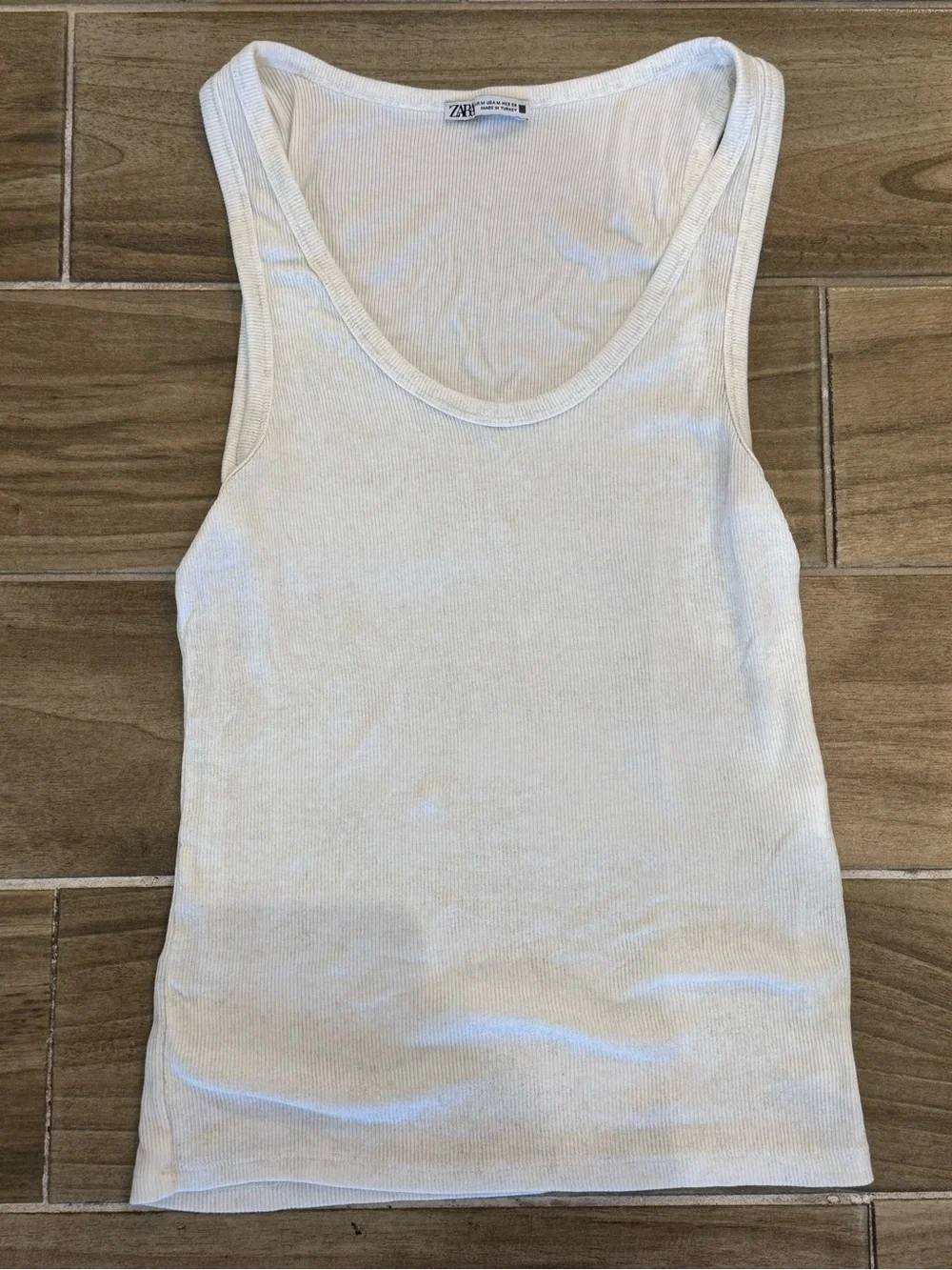Zara Tank - Picture 1 of 3
